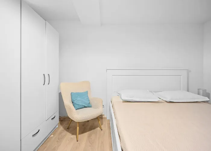 Villa Vibe With Pool *