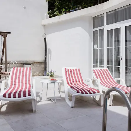 Vibe With Pool Villa *