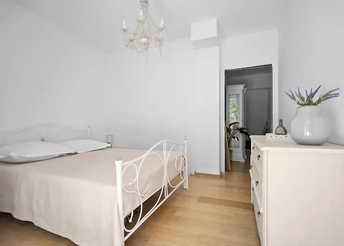 Villa Vibe With Pool *