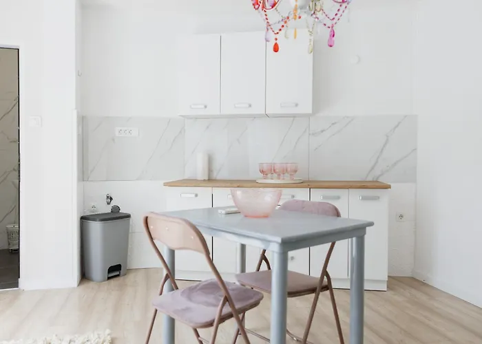 Vibe With Pool Βίλα Σπλιτ