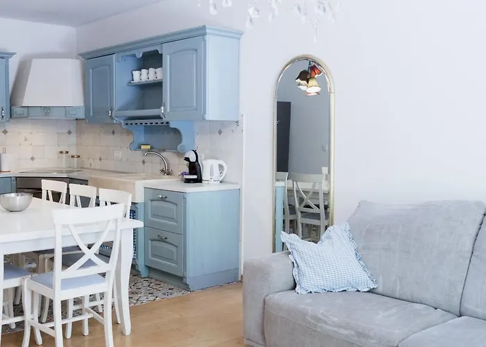 Vibe With Pool Σπλιτ